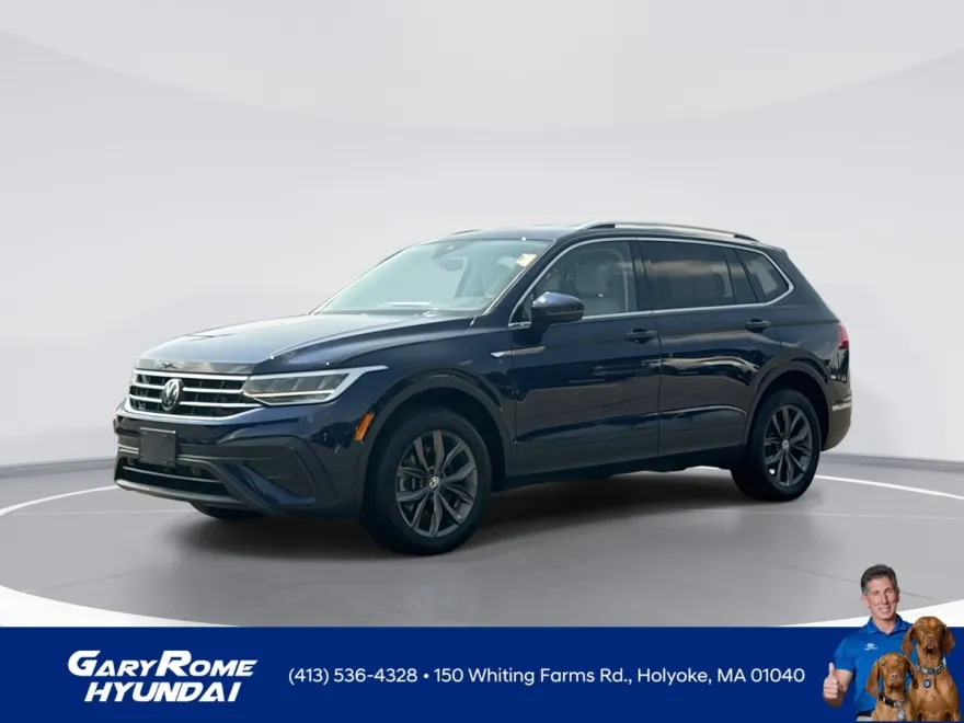 2023 Volkswagen Tiguan SE photo 1