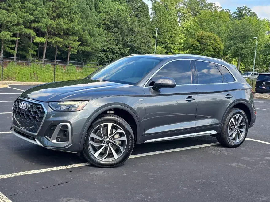 2024 Audi Q5 S line Premium Plus photo 1