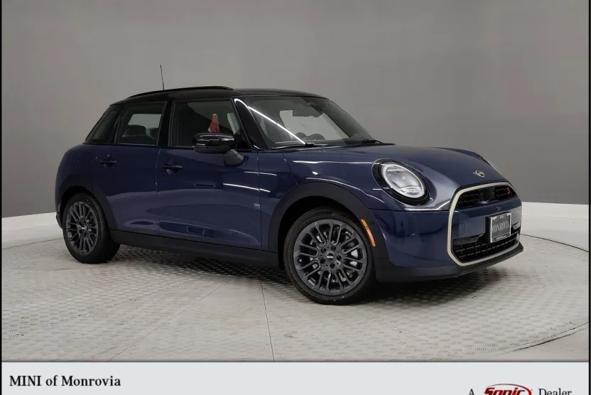 2026 Mini Cooper S Iconic photo 1