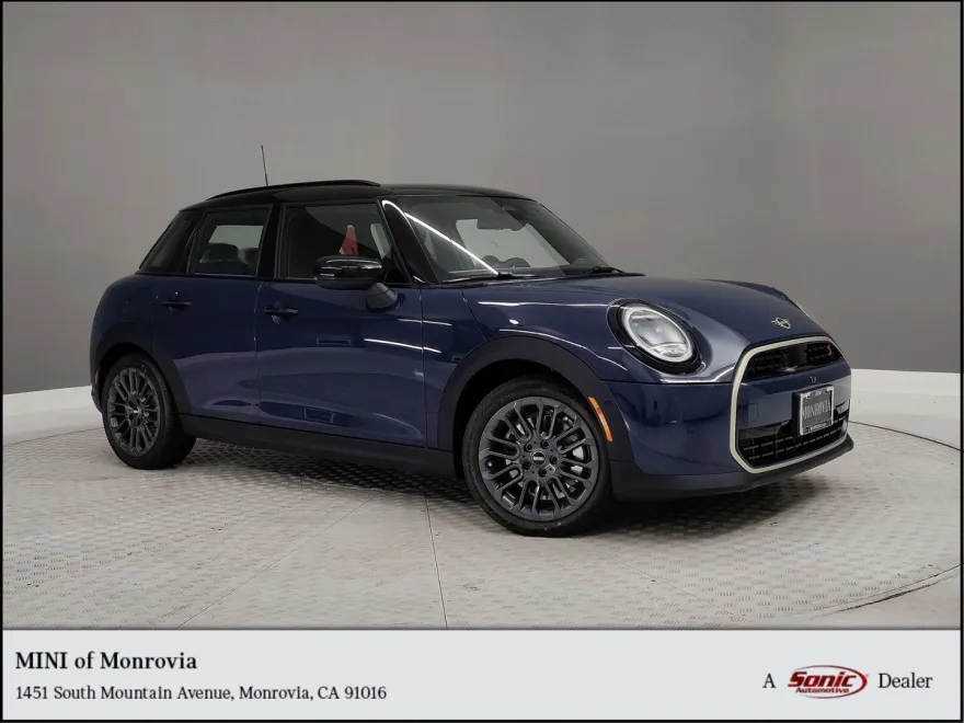 2026 Mini Cooper S Iconic photo 1