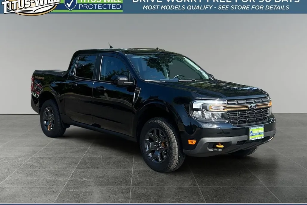 2023 Ford Maverick Lariat photo 1