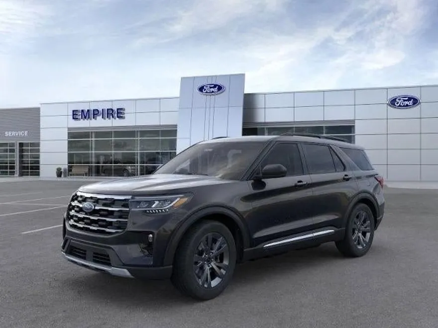 2025 Ford Explorer photo 1