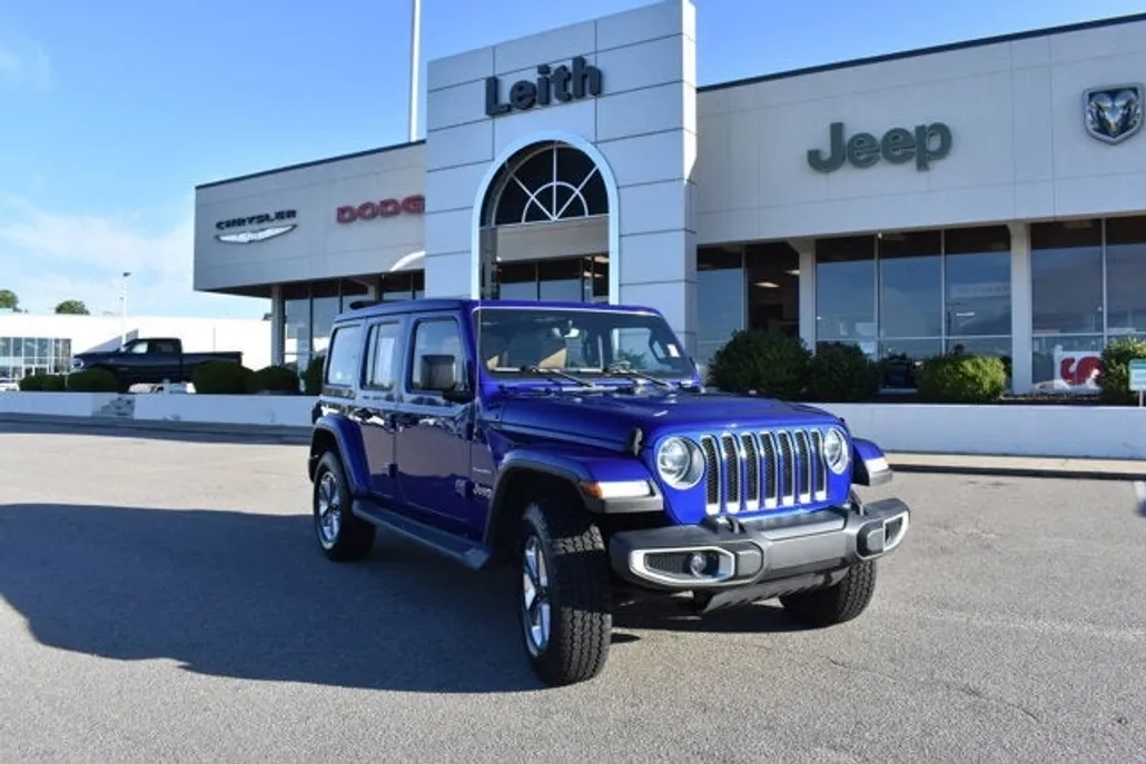 2020 Jeep Wrangler Unlimited Sahara photo 1
