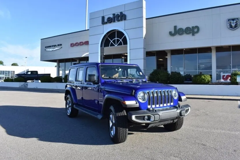 2020 Jeep Wrangler Unlimited Sahara photo 1