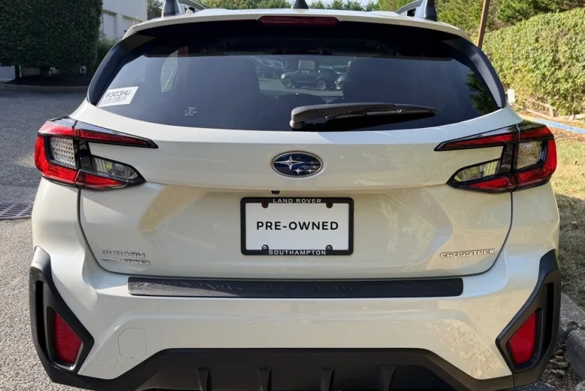 2024 Subaru Crosstrek Premium photo 1
