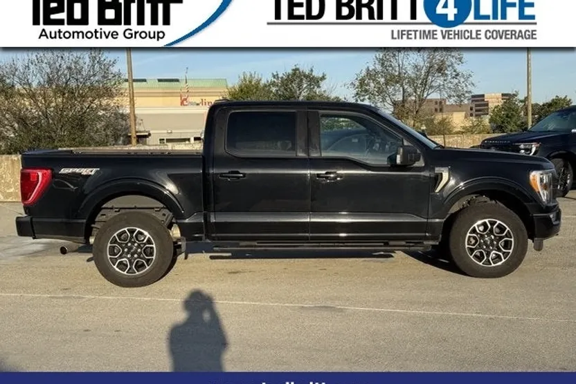 2023 Ford F-150 XLT photo 1