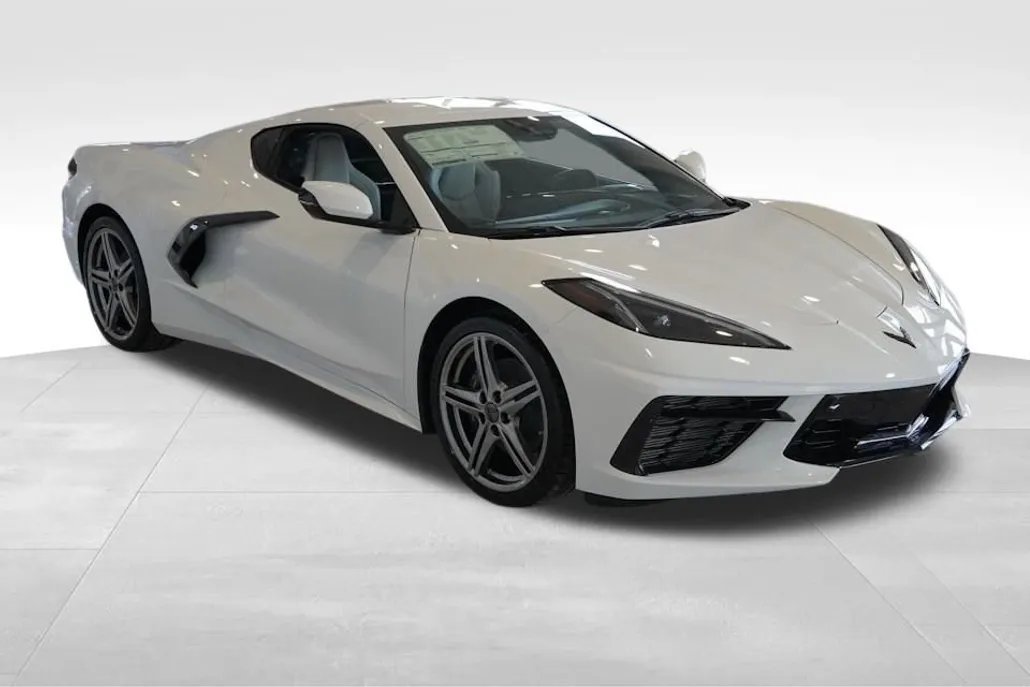 2026 Chevrolet Corvette Stingray 2LT photo 1