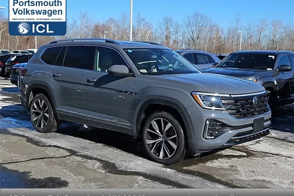 2025 Volkswagen Atlas SEL Premium R-Line photo 1