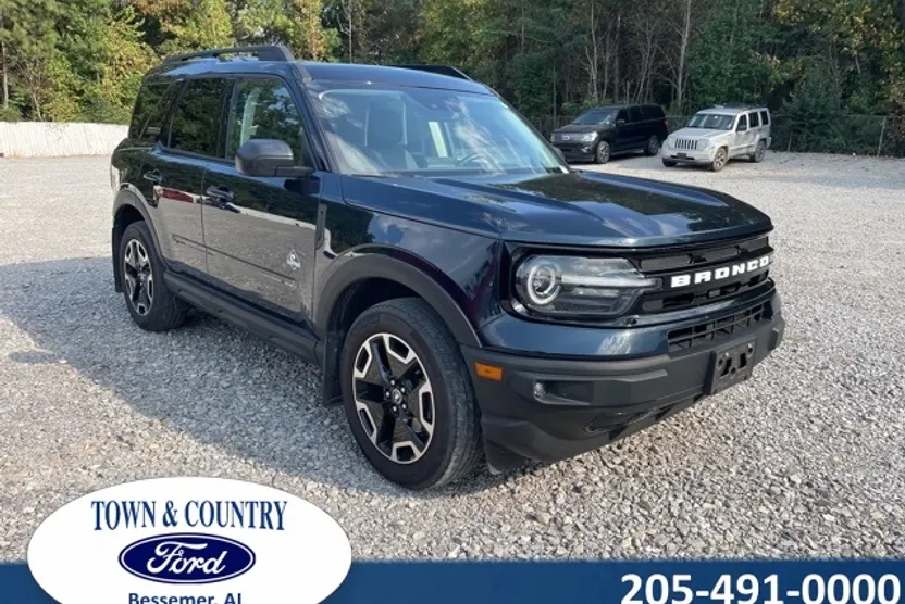 2021 Ford Bronco Sport Outer Banks photo 1