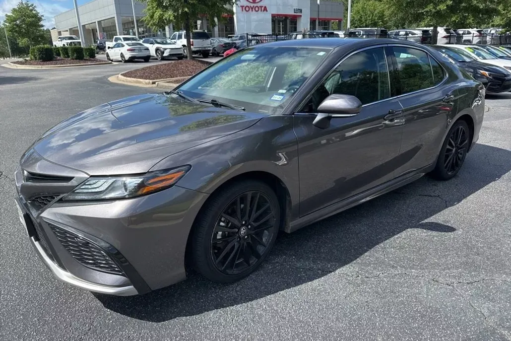 2023 Toyota Camry XSE photo 1