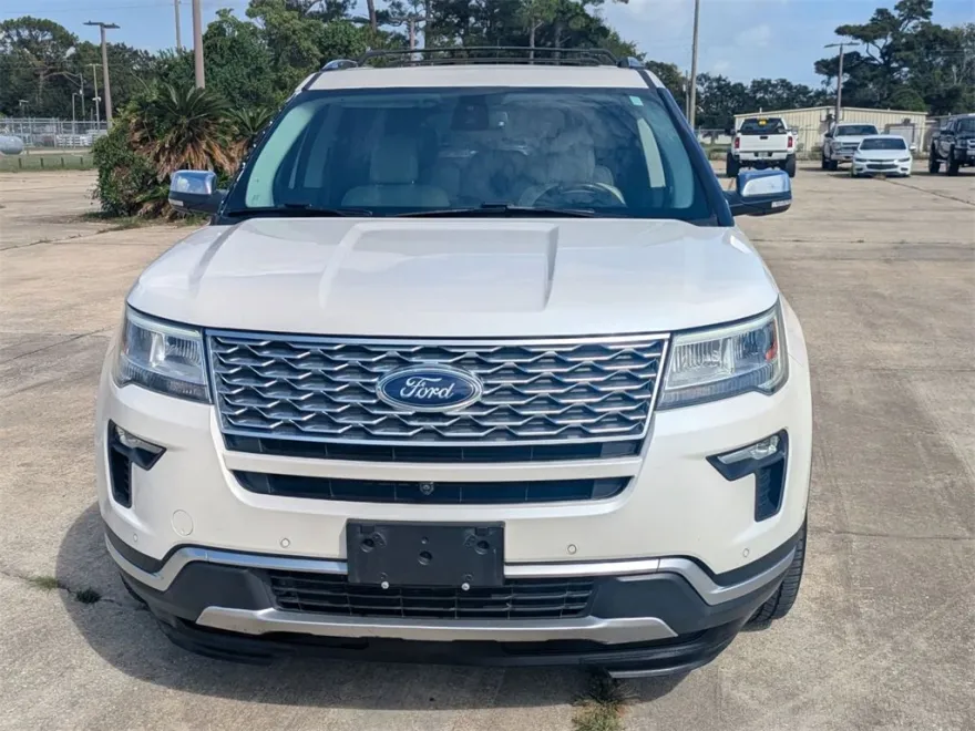 2018 Ford Explorer Platinum photo 1
