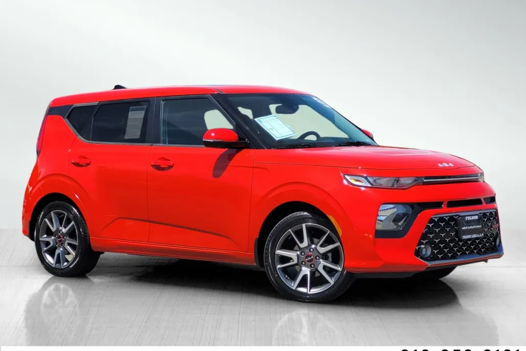 2022 Kia Soul GT-Line photo 1