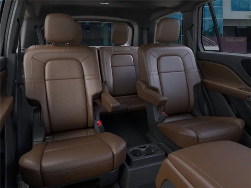 2025 Lincoln Aviator Reserve photo 11