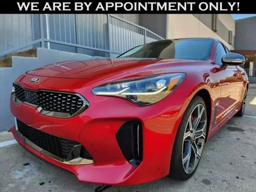 2018 Kia Stinger GT2 photo 1
