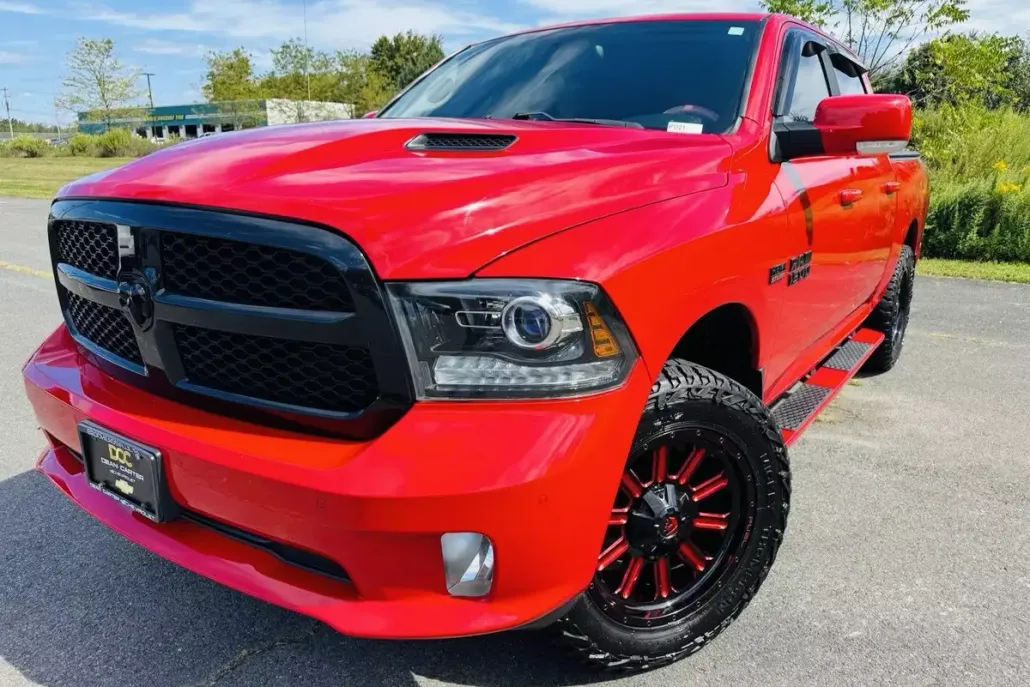 2018 Ram 1500 Sport photo 1