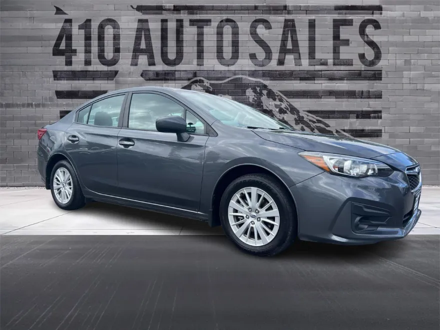 2018 Subaru Impreza Premium photo 1