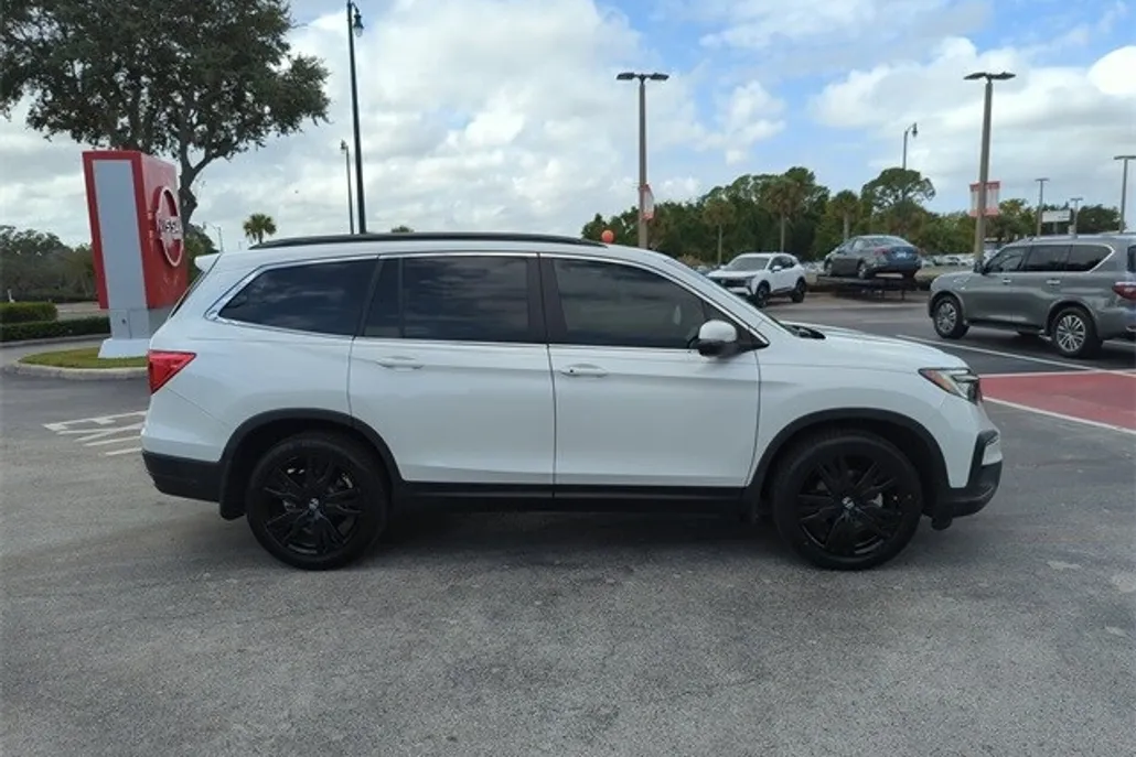 2021 Honda Pilot Special Edition photo 1