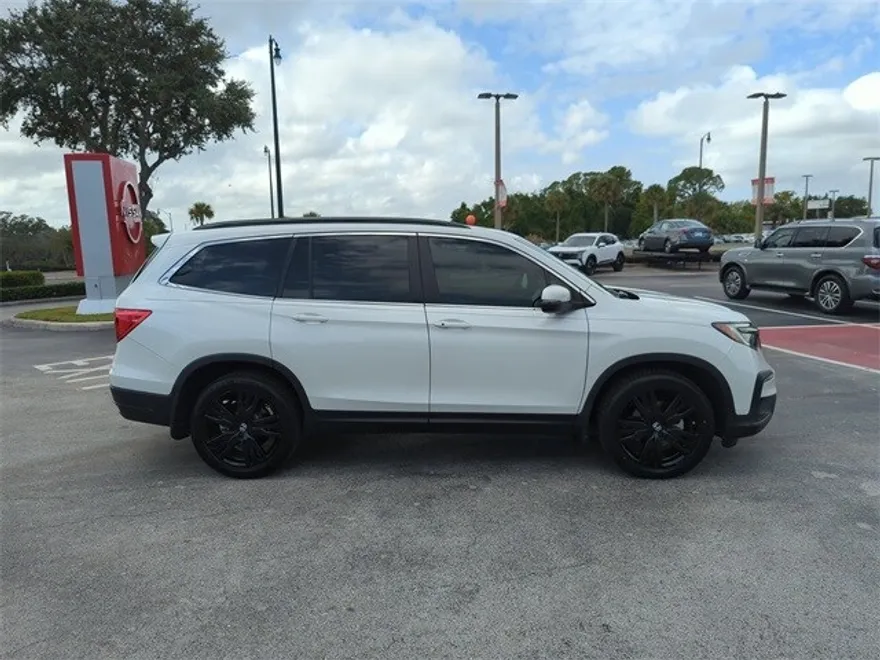 2021 Honda Pilot Special Edition photo 1