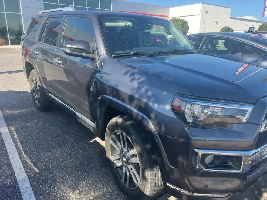 2019 Toyota 4Runner Limited 4WD photo 1