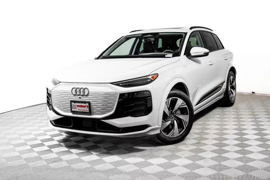 2025 Audi Q6 E-tron Premium Plus photo 1