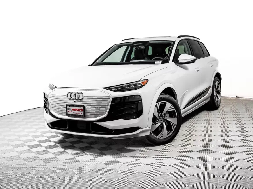2025 Audi Q6 E-tron Premium Plus photo 1