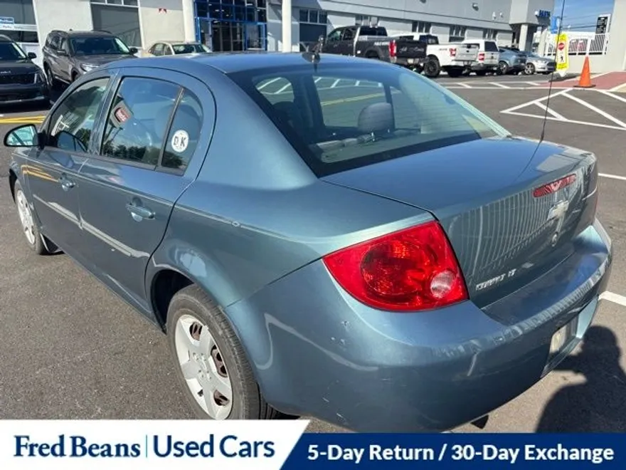 2010 Chevrolet Cobalt LT photo 3