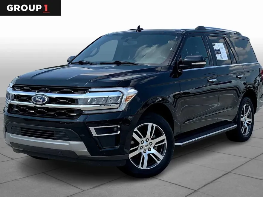 2023 Ford Expedition Limited photo 1