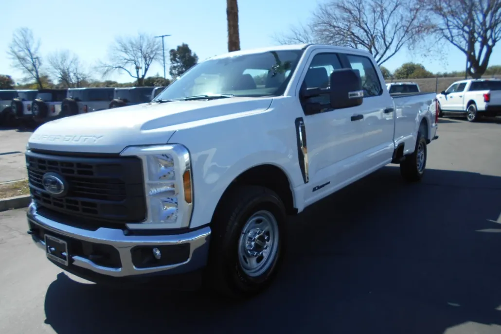 2025 Ford F-250 XL photo 1