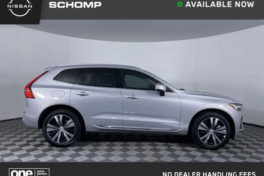 2022 Volvo XC60 Inscription photo 1