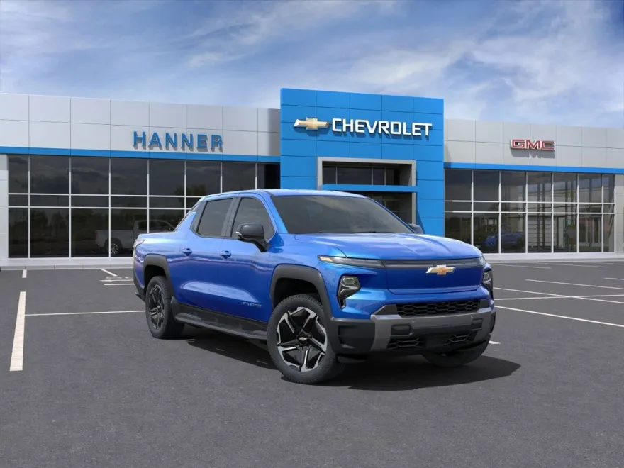 2025 Chevrolet Silverado LT photo 1