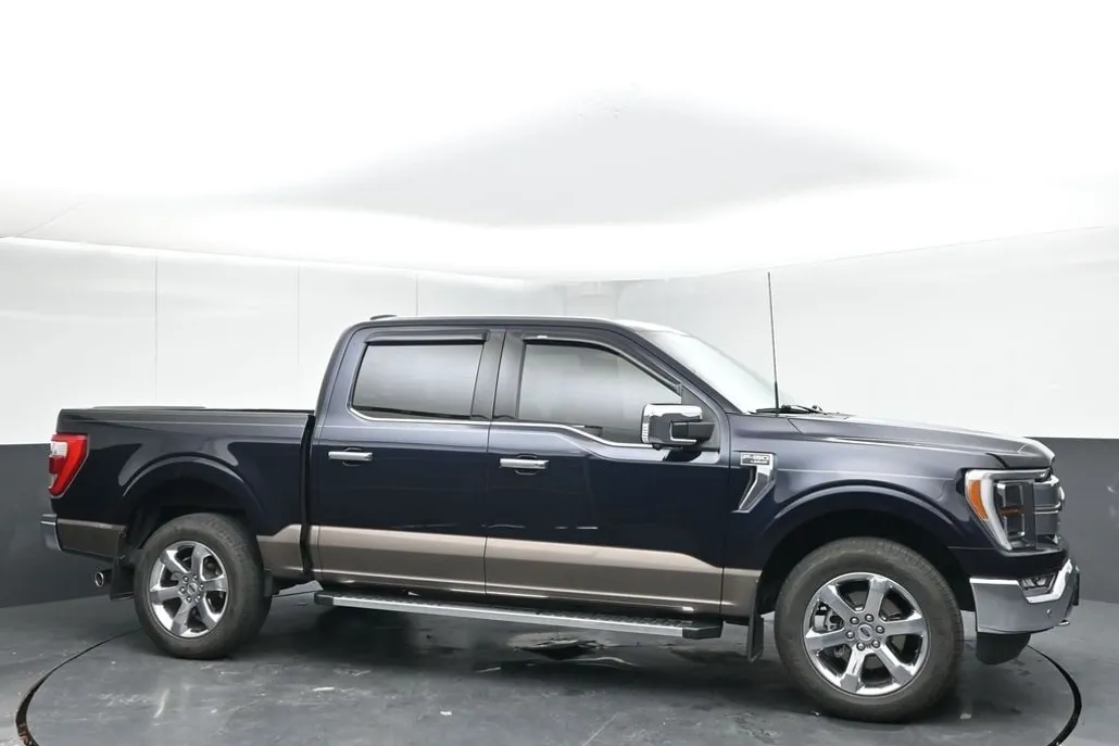 2022 Ford F-150 Lariat photo 1