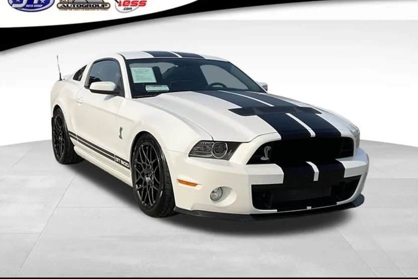 2013 Ford Mustang Shelby GT500 photo 1