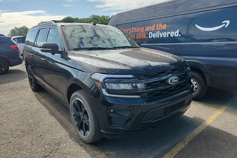 2024 Ford Expedition MAX Limited photo 1