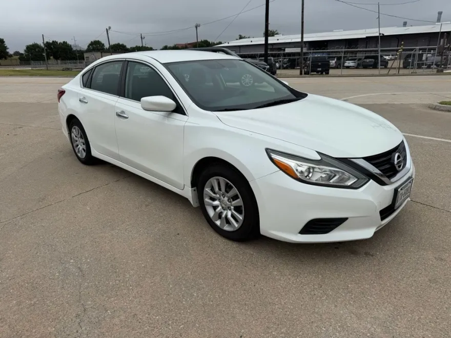 2018 Nissan Altima 2.5 S photo 1