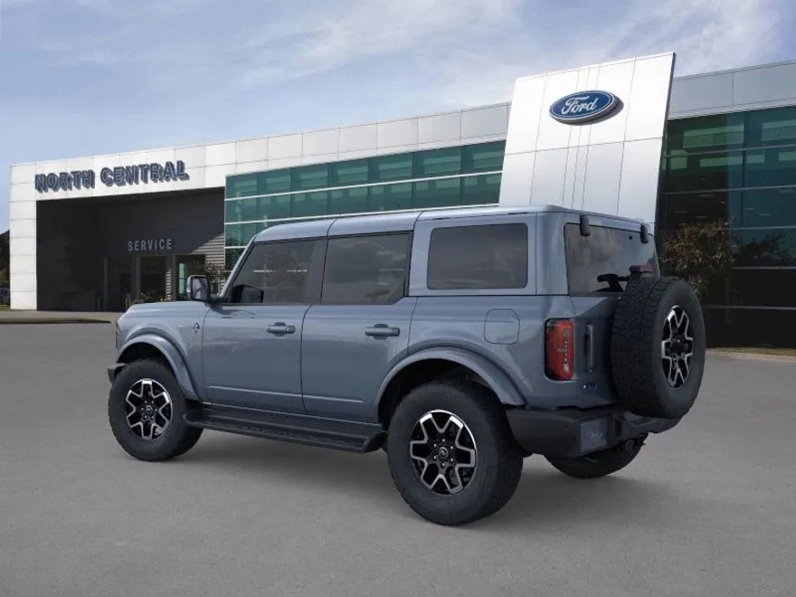 2025 Ford Bronco Outer Banks photo 1