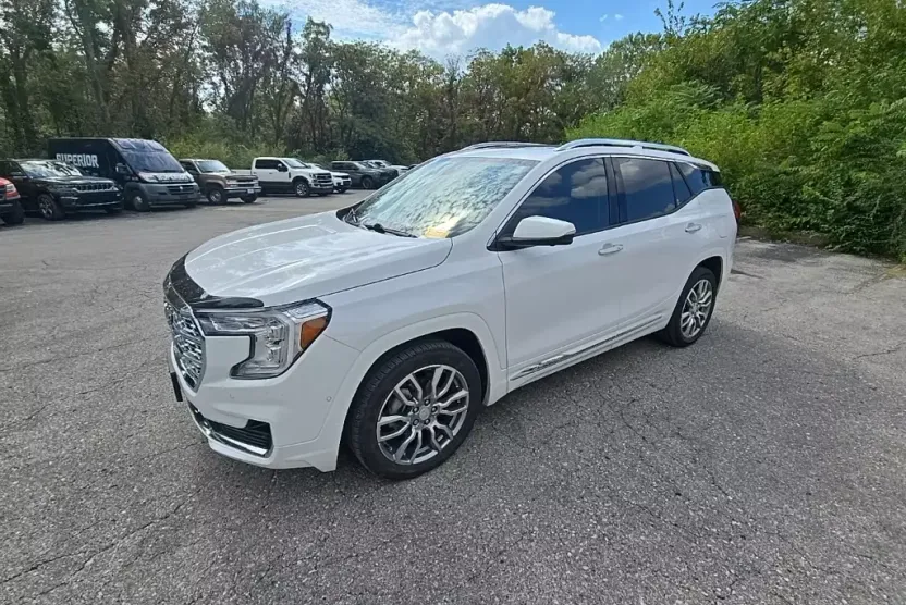 2023 Gmc Terrain Denali photo 1