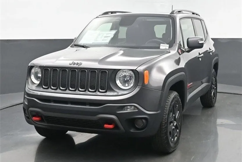 2018 Jeep Renegade Trailhawk photo 1