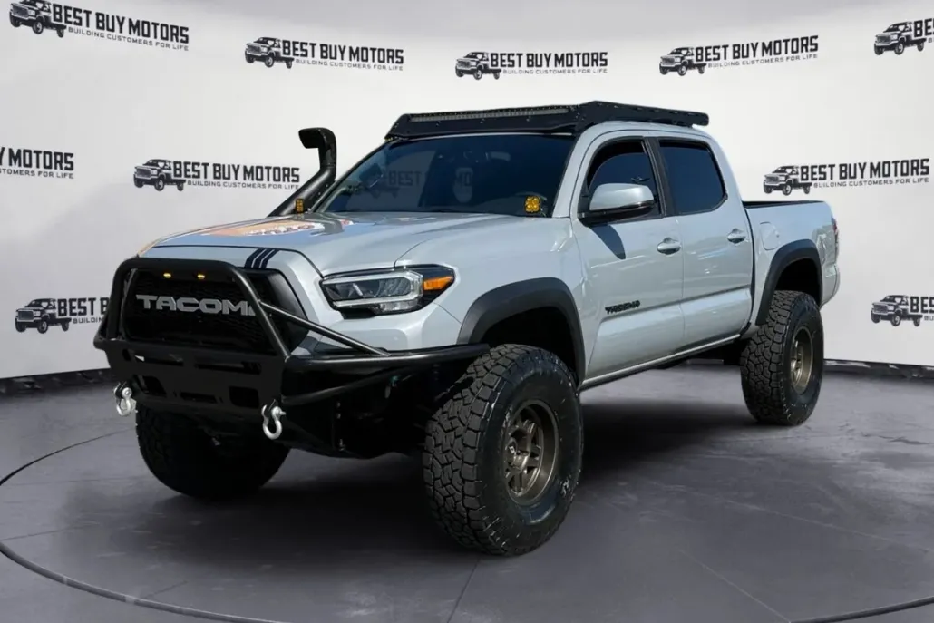 2020 Toyota Tacoma Double Cab TRD Off-Road photo 1