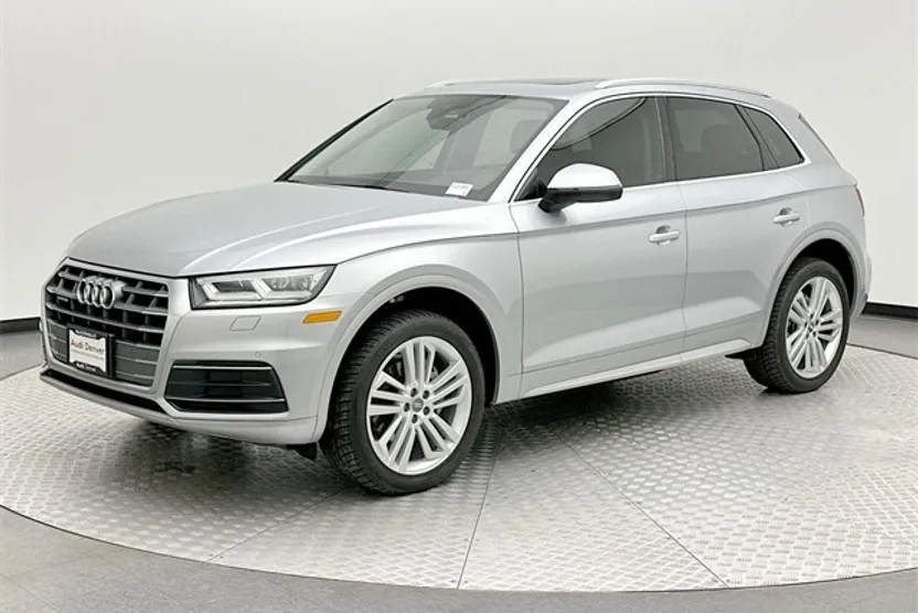 2018 Audi Q5 2.0T Premium Plus photo 1