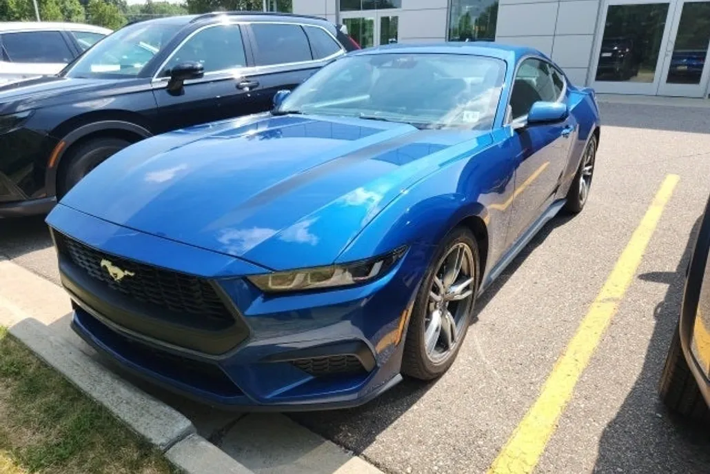 2024 Ford Mustang EcoBoost photo 1