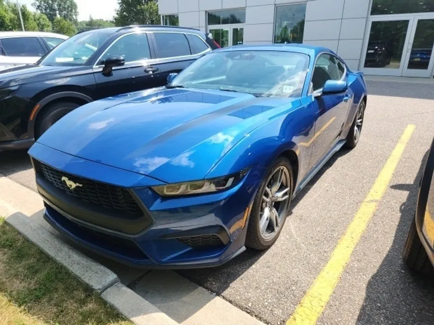 2024 Ford Mustang EcoBoost photo 1