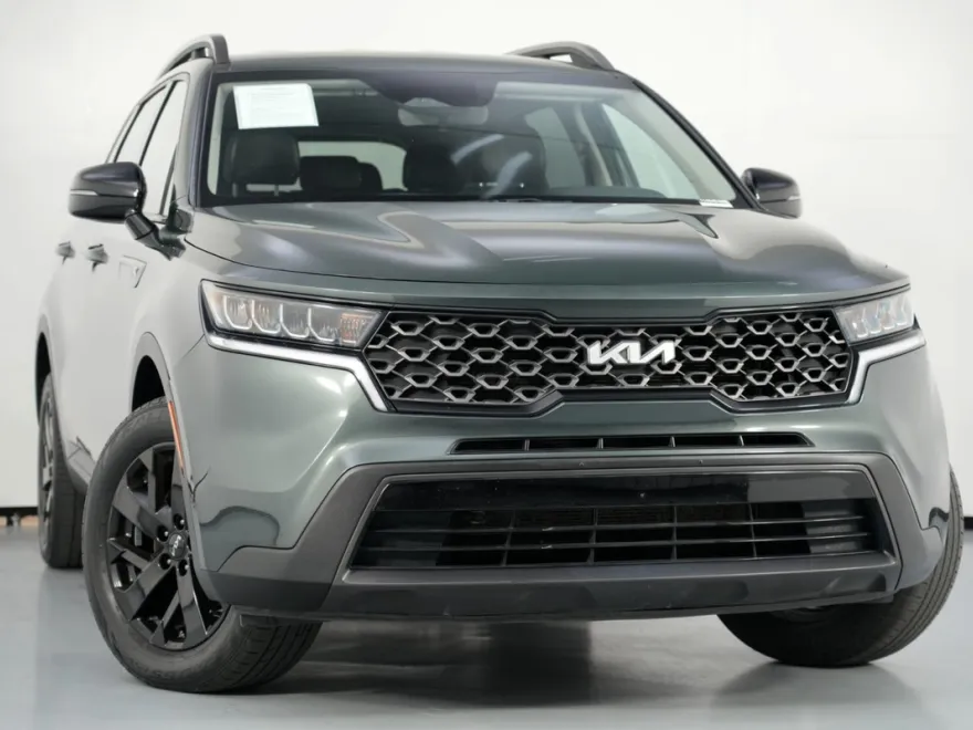 2022 Kia Sorento X-Line S photo 1
