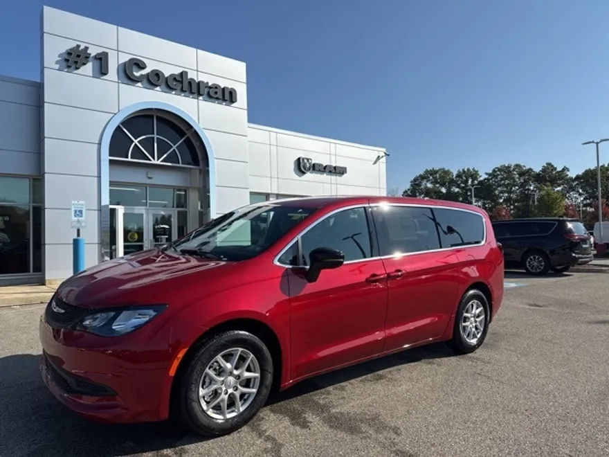2026 Chrysler Voyager LX photo 1