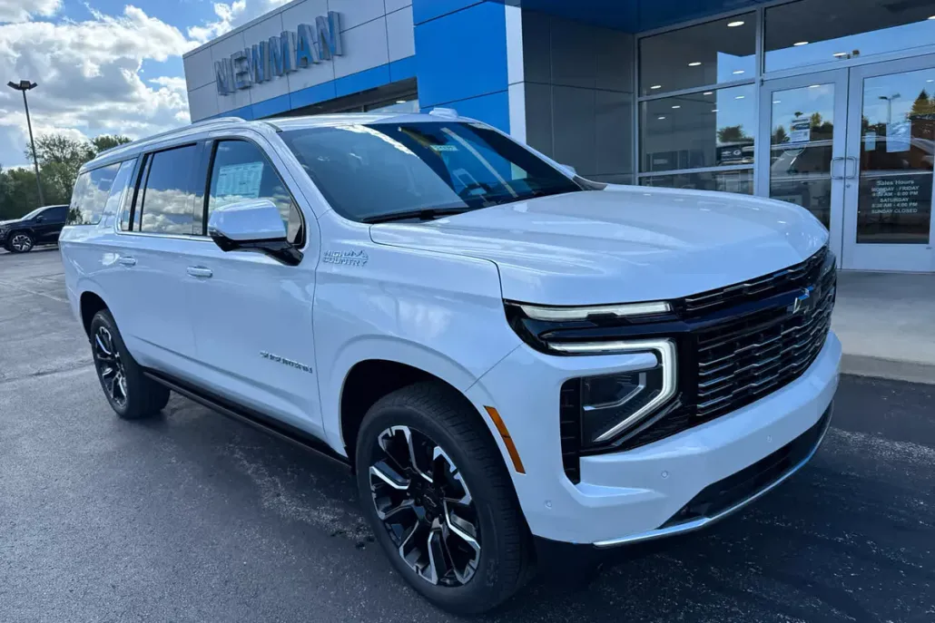 2025 Chevrolet Suburban High Country photo 1