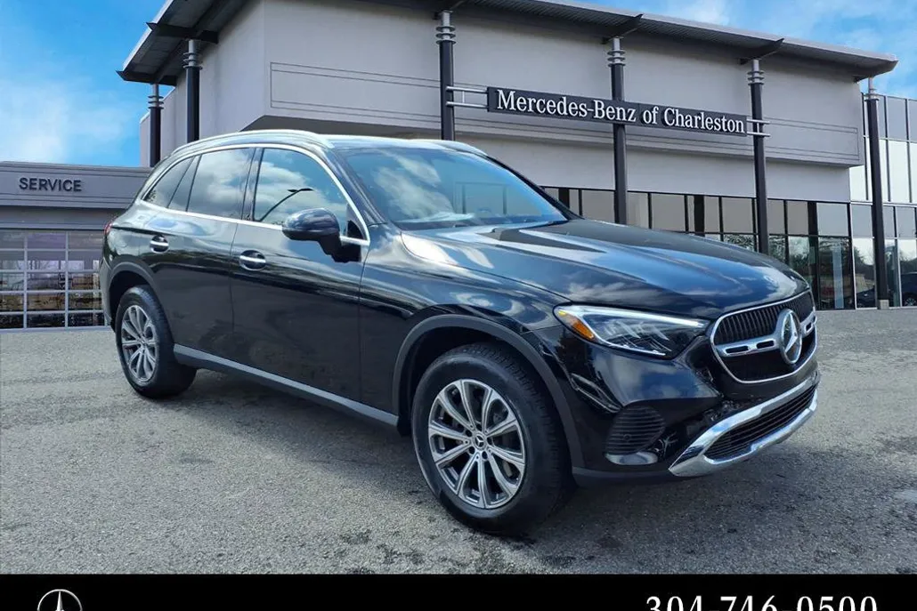 2026 Mercedes Benz GLC 300 4MATIC photo 1