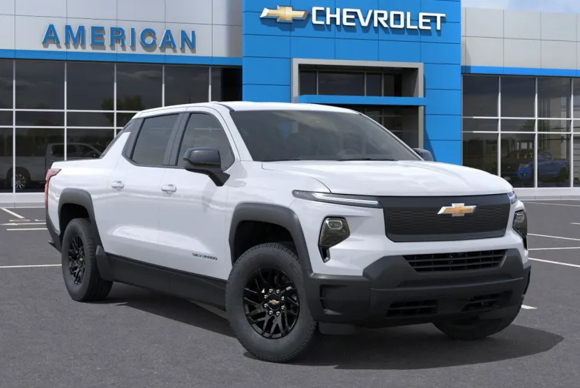 2026 Chevrolet Silverado EV photo 1