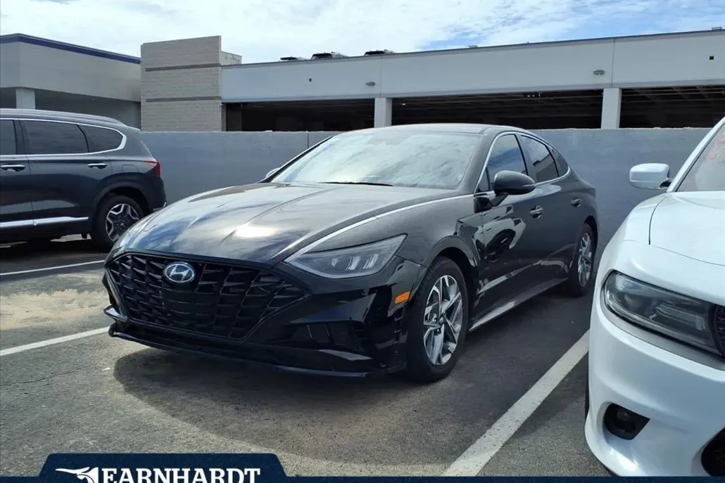 2020 Hyundai Sonata SEL photo 1