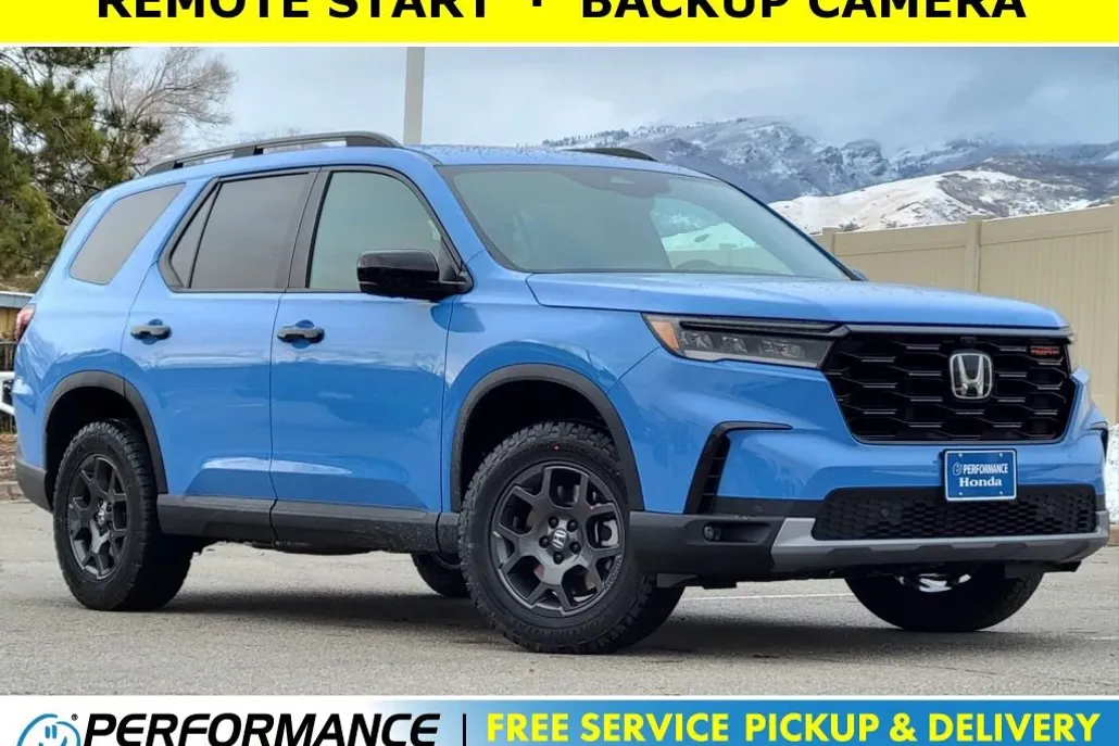 2025 Honda Pilot TrailSport photo 1
