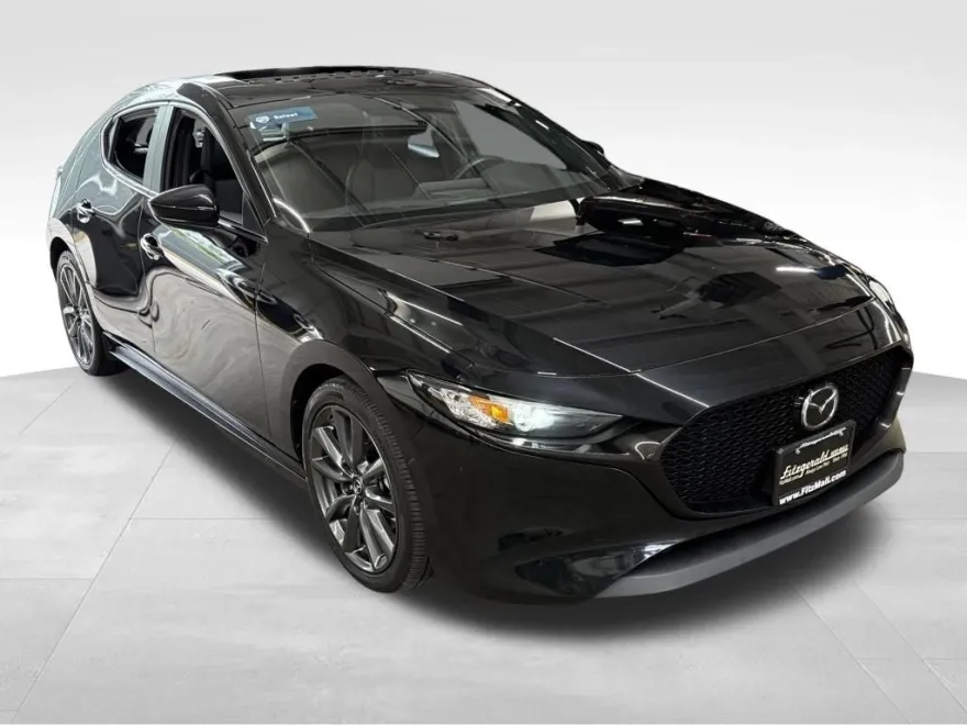 2021 Mazda Mazda3 Hatchback Preferred photo 1