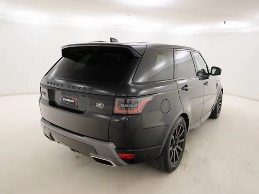 2018 Land Rover Range Rover Sport HSE photo 2